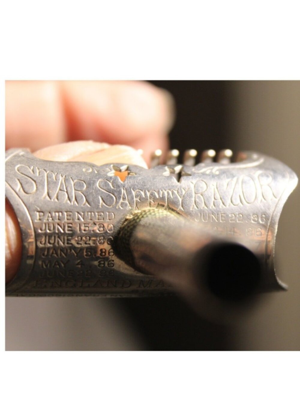 Antique 1887–1895 STAR Kampfe Bros Safety Razor Set w/ Case, Blades, Powder RARE - Picture 5 of 16